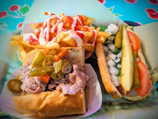 Roy's Chicago Dogs at the Yard