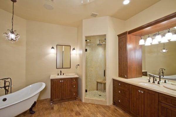 Glenwood Custom Cabinets