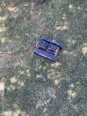 A tank for inspecting crawl space