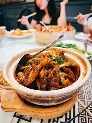 Beancurd and oxtail stew