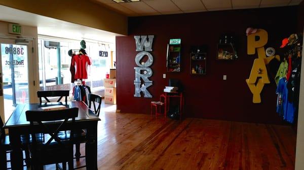 Welcome to RedBoot Branding, located in Sandy, OR, the gateway to Mt. Hood!