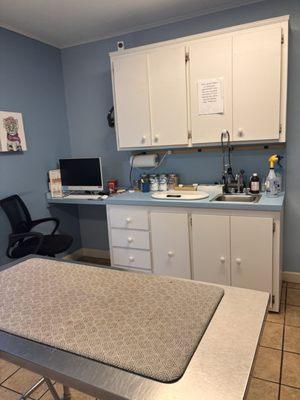 Aquebogue Veterinary Hospital