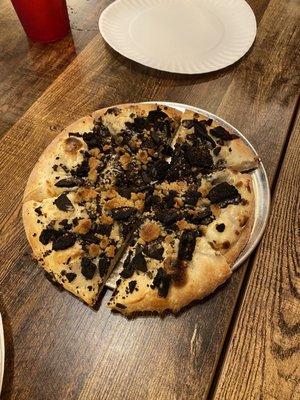 Oreo Cookie Surprise Pizza