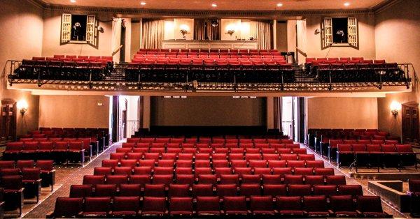 Le Petit Theatre interior