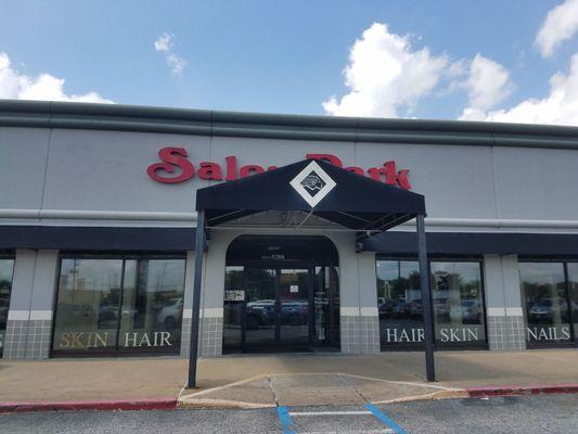 Any TS is fine, she doesn't have to be royal