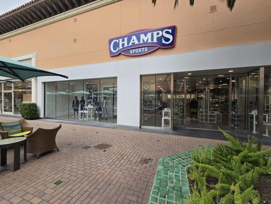 Champs Sports