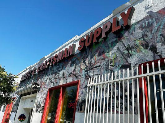 Artist & Craftsman Supply