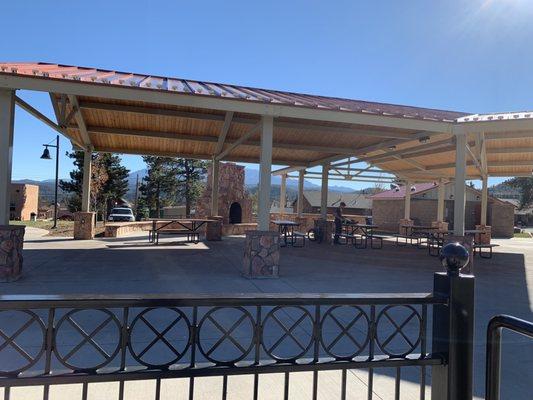 Nice covered picnic area