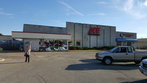 Handyman Ace Hardware