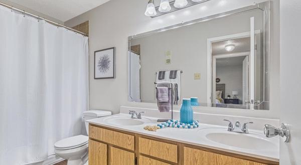 Sherwood Place Apartments