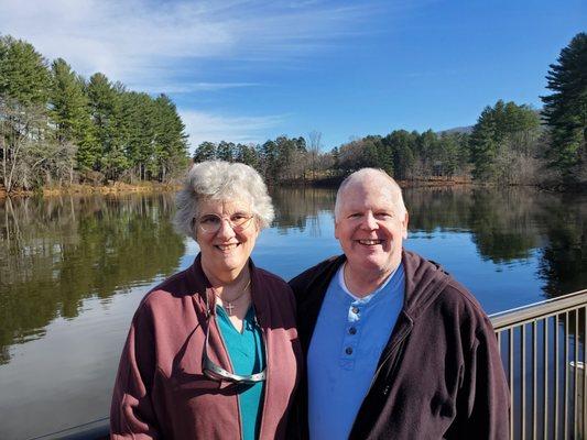 Able to hike around the lake.