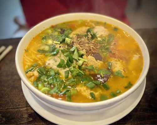 Bun Rieu