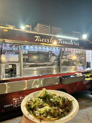 Tacos de asada y un vampiro