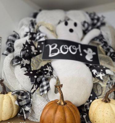 In season Holiday Decor