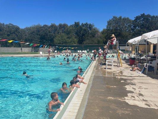 Overcrowded every tuesday and thursday