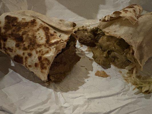 Steak burrito with cablacitas