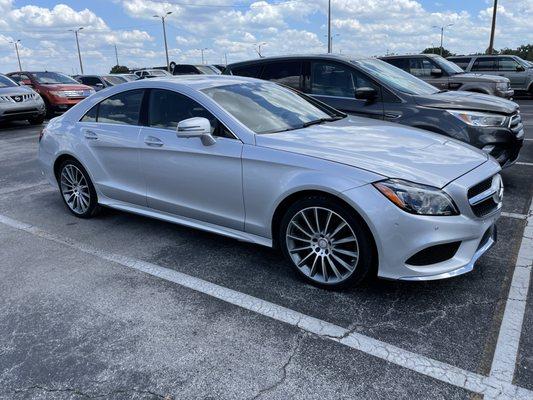 FOR SALE 2016 MB CLS400 W/ONLY 24K MILES BEAUTIFUL SILVER ICE OVE BLK LEATHER !!