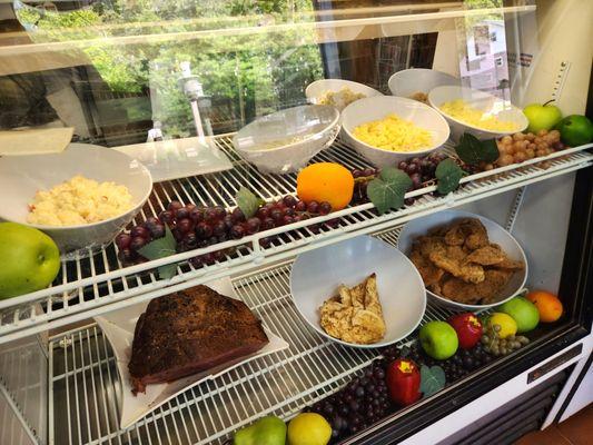 Cold case - homemade salads