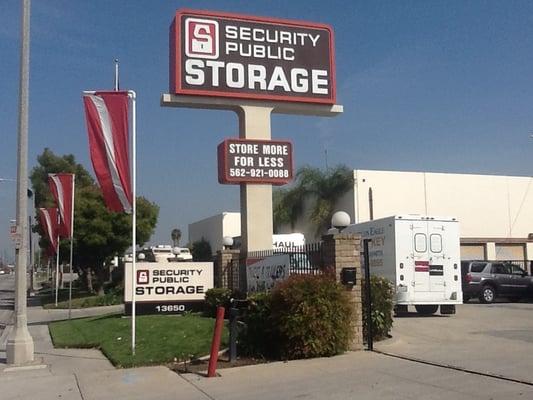 U-Haul Neighborhood Dealer