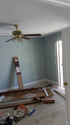 Handyman Enrique Gaitán