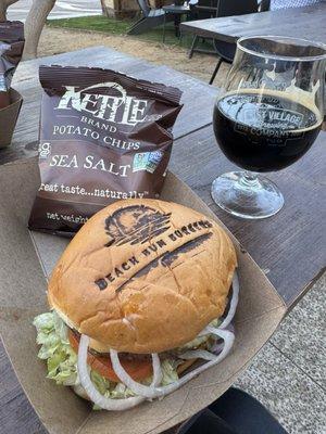 Burger with sea salt chips!! Chefs kiss!