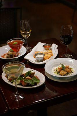 Antipasti | Caprese, Scallops, Mozzarella Sticks, Meatballs