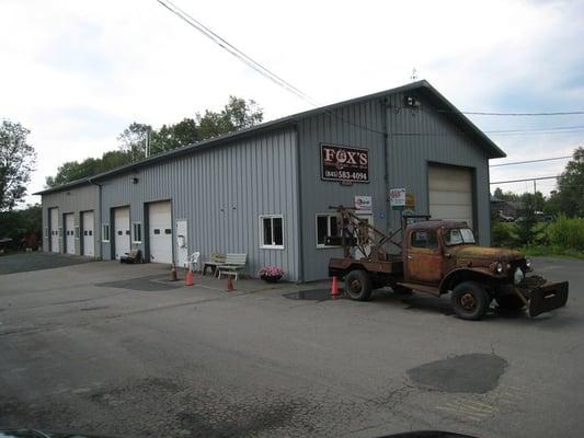 Fox's Service Station