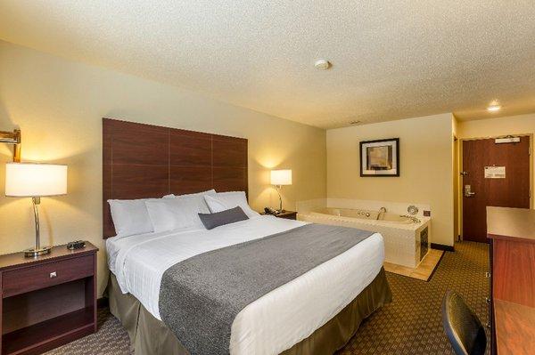 King whirlpool room