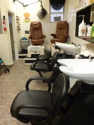 Del Valle Nail & Hair Salon