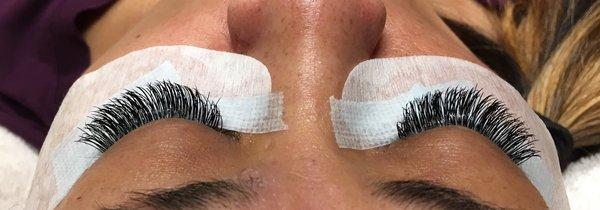 Wandering Eyes Beauty