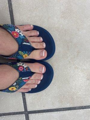 French Pedicure with gel