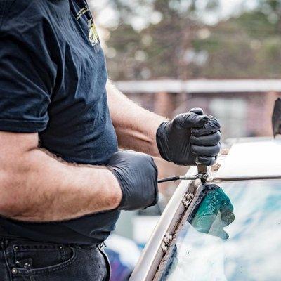 Professional Auto Glass Repair and Replacement Services