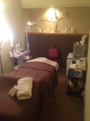 Essential Kneads Salon & Spa