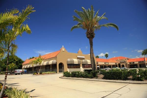 Portobello Square Shopping Center