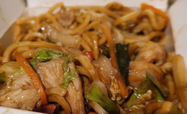 House Special Lo Mein