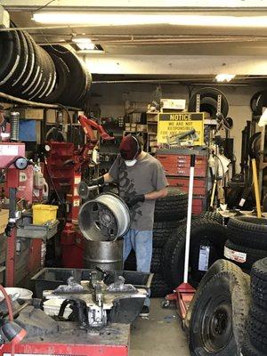 Walt's Tire Service