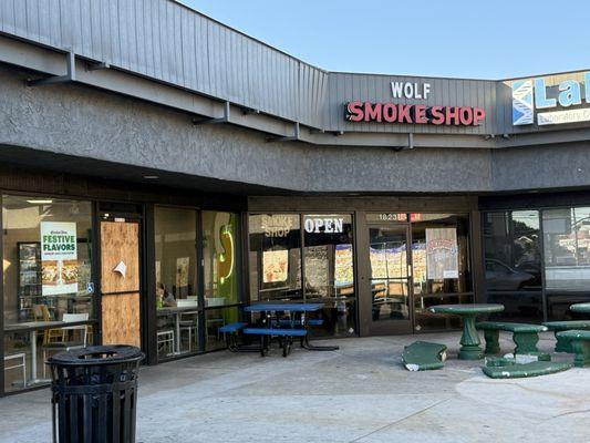 Wolf Smoke Shop