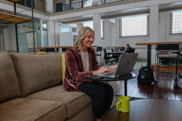 Choose from cozy couch seating to more traditional desk and office space.