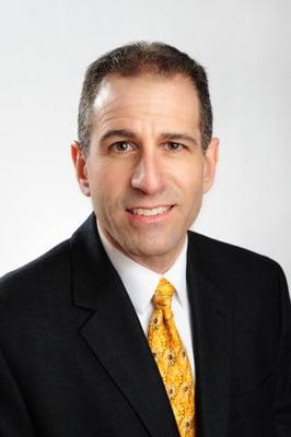 Lee E Firestone, DPM