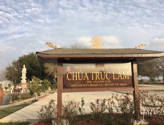 Truc Lam Buddhist Temple