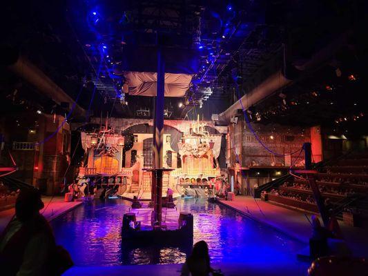 Pirates Voyage Dinner & Show