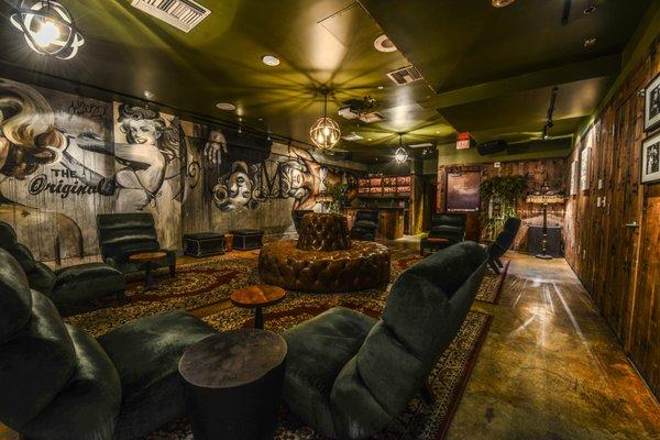 Lucky Strike Hollywood