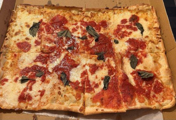 Dean And Luca’s Pizzeria