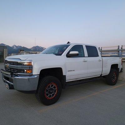 Red White & Blue Auto Sales