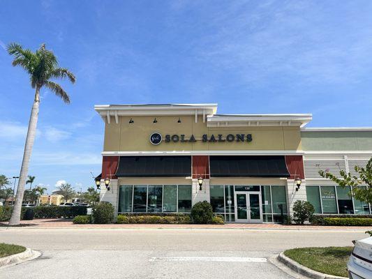 HairRage located in Sola Salons , Suite #6
Colonial Square,Ft.Myers, Fl