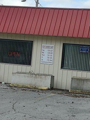 Ron's Barber Shop