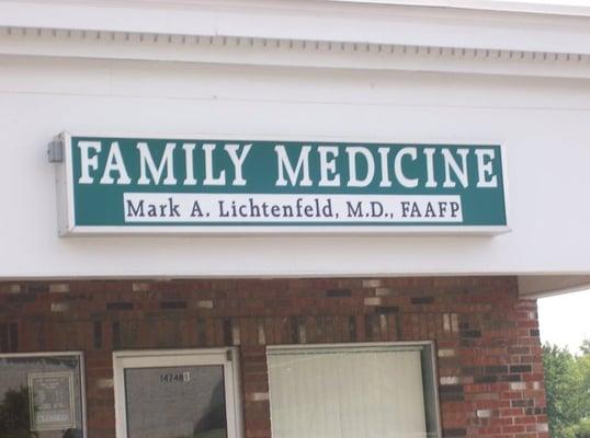 Lichtenfeld Mark A MD