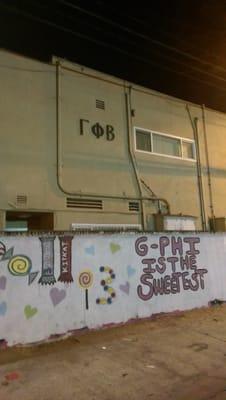 Back of the house.....some sorority love and artistic talent!