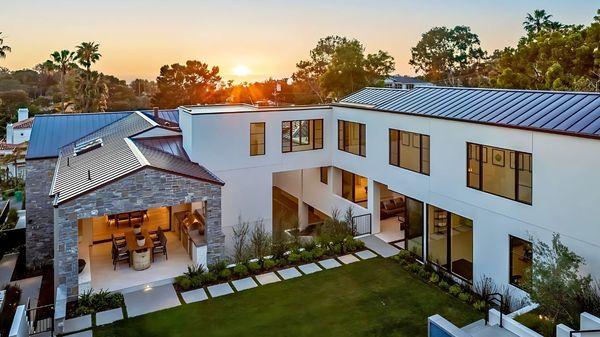 West Coast Roofing & Construction