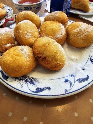 Fried donuts (you get 10 to one order)